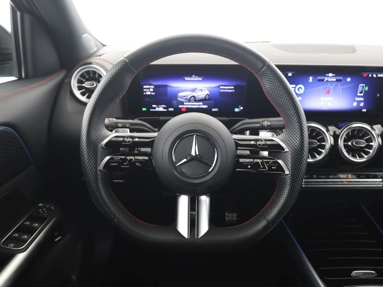 Mercedes-Benz EQA 250+ / FACELIFT / AMG / NIGHT / CAMERA /, снимка 12 - Автомобили и джипове - 55716779