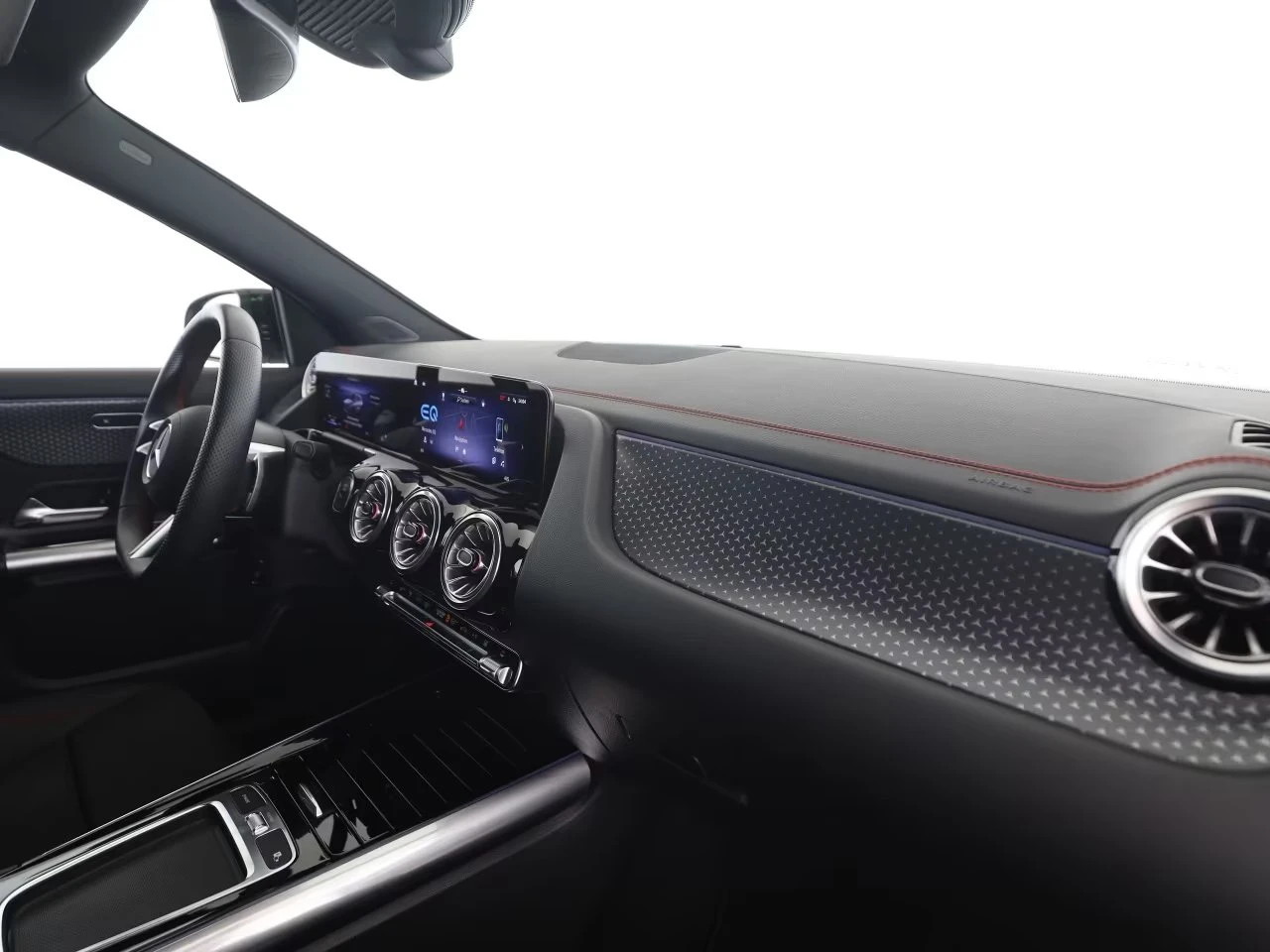 Mercedes-Benz EQA 250+ / FACELIFT / AMG / NIGHT / CAMERA /, снимка 15 - Автомобили и джипове - 55716779