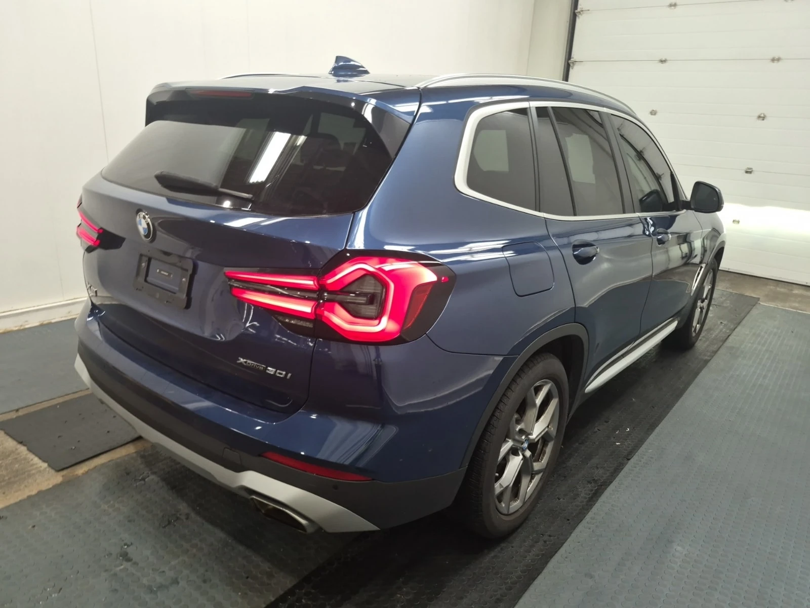 BMW X3 * XDRIVE30I * ПАНОРАМА * CARFAX * , снимка 3 - Автомобили и джипове - 56075519
