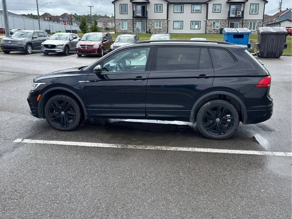 VW Tiguan 2.0* 4MOTION* R-LINE* ПАНО* КАМЕРА* КРАЙНА ЦЕНА, снимка 6 - Автомобили и джипове - 56209036