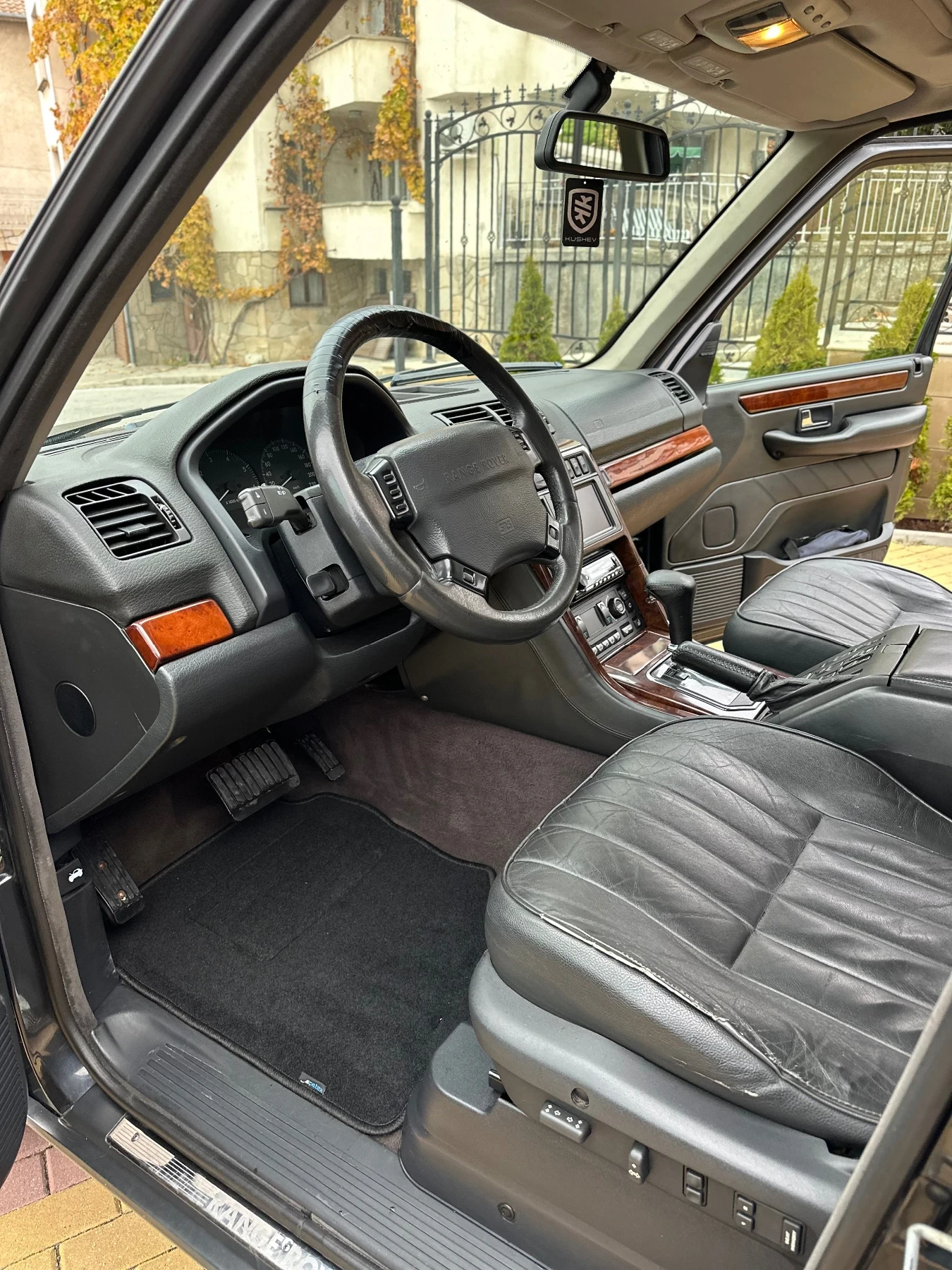 Land Rover Range rover P38 VOGUE  4.6 V8 LPG BOSH, снимка 7 - Автомобили и джипове - 56332120