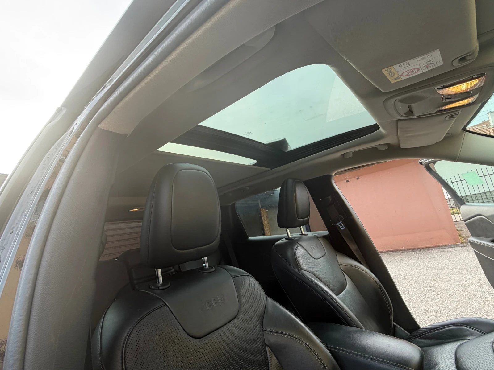 Jeep Cherokee, снимка 13 - Автомобили и джипове - 56448147