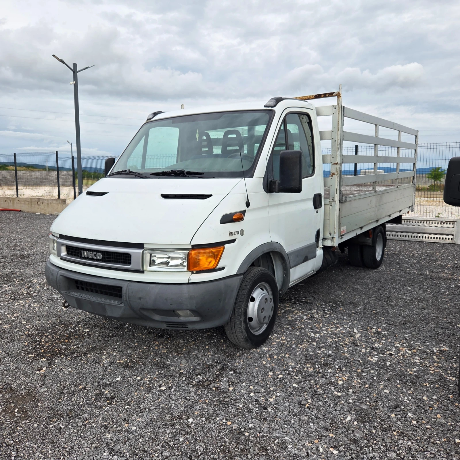 Iveco Daily Нов Внос 4.45м, снимка 7 - Бусове и автобуси - 54885709