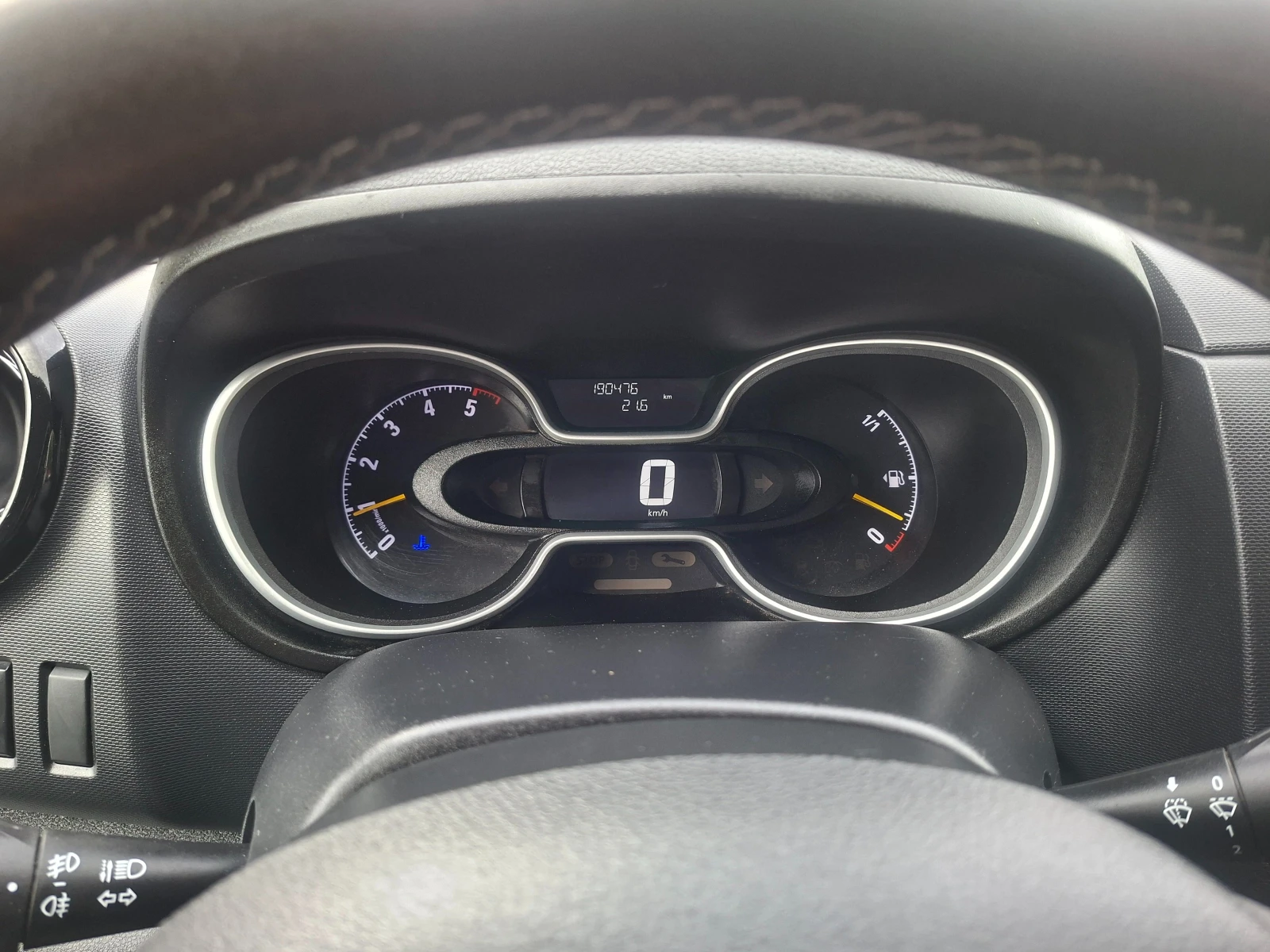 Opel Vivaro 4+ 1 места. ТОП, снимка 11 - Бусове и автобуси - 56737482