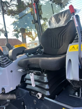 Багер Kubota KX027-4, снимка 11