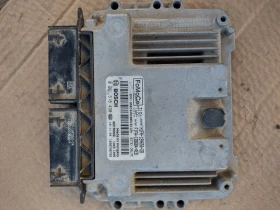 H1FA-12A650-DB компютър двигател за FORD FOCUS 1.0  Bosch  0 261 S18 438, снимка 1 - Части - 47511415