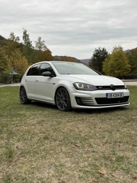 VW Golf, снимка 1