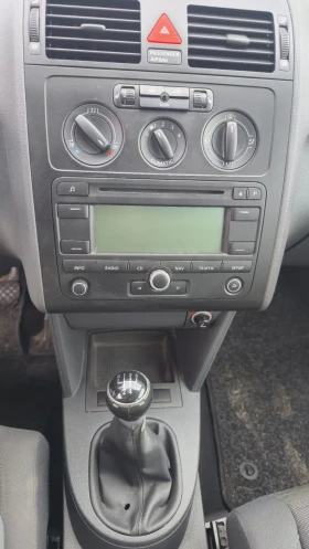 VW Touran 1.6 i - 2400 € / 4693.99 лв. - 47864113 7