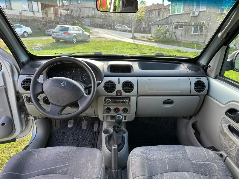 Renault Kangoo 1.6 Газ/Бензин, снимка 9 - Автомобили и джипове - 45358046