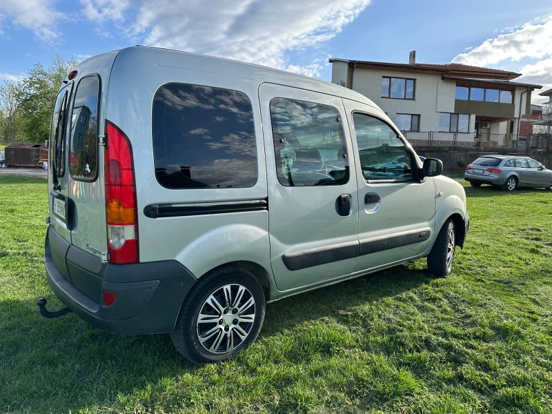 Renault Kangoo 1.6 Газ/Бензин, снимка 6 - Автомобили и джипове - 45358046