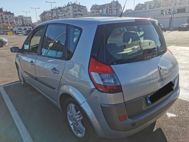 Renault Scenic II, снимка 5 - Автомобили и джипове - 48101806