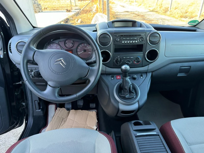 Citroen Berlingo, снимка 12 - Автомобили и джипове - 48357522