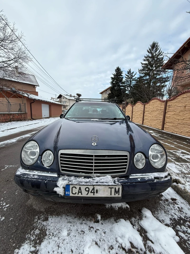 Mercedes-Benz E 300 TurboDiesel, снимка 1 - Автомобили и джипове - 48679995