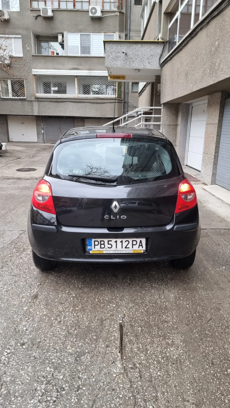 Renault Clio, снимка 7 - Автомобили и джипове - 49091008