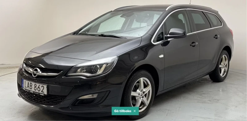 Opel Astra Sports Tourer, снимка 4 - Автомобили и джипове - 49549599