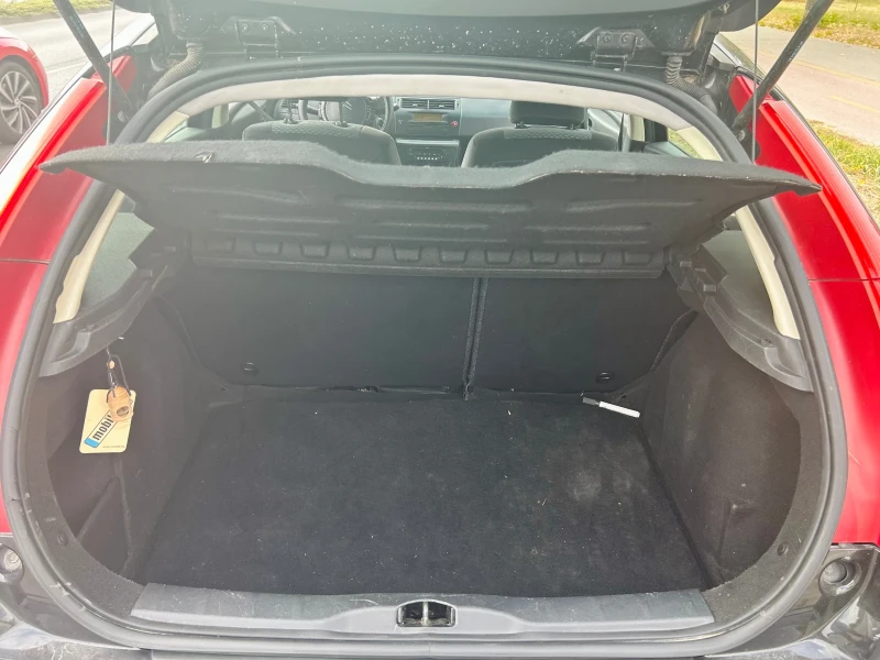 Citroen C4, снимка 5 - Автомобили и джипове - 51676860
