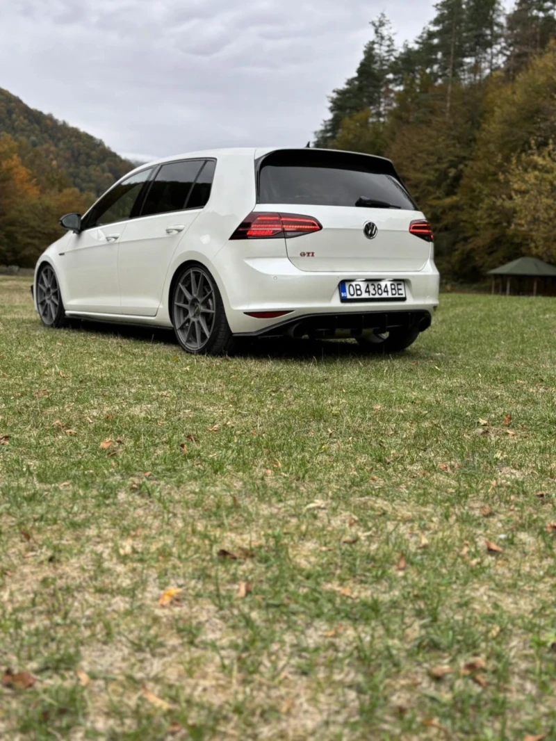 VW Golf, снимка 4 - Автомобили и джипове - 52136078