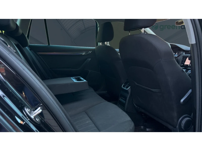 Skoda Octavia 2.0 TDi  DSG, Месечна вноска от 560 лв., снимка 10 - Автомобили и джипове - 52214533