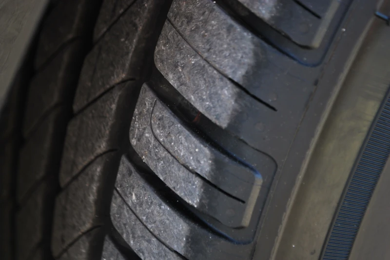 Mercedes-Benz C 220 AMG, снимка 6 - Автомобили и джипове - 52507898