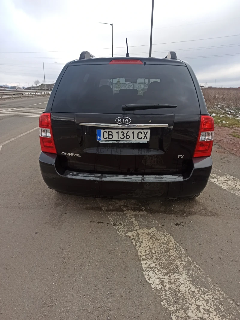 Kia Carnival, снимка 2 - Автомобили и джипове - 52917760