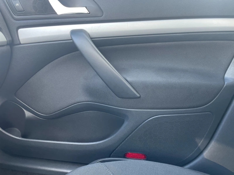 Skoda Octavia Ambiente, снимка 9 - Автомобили и джипове - 53154526