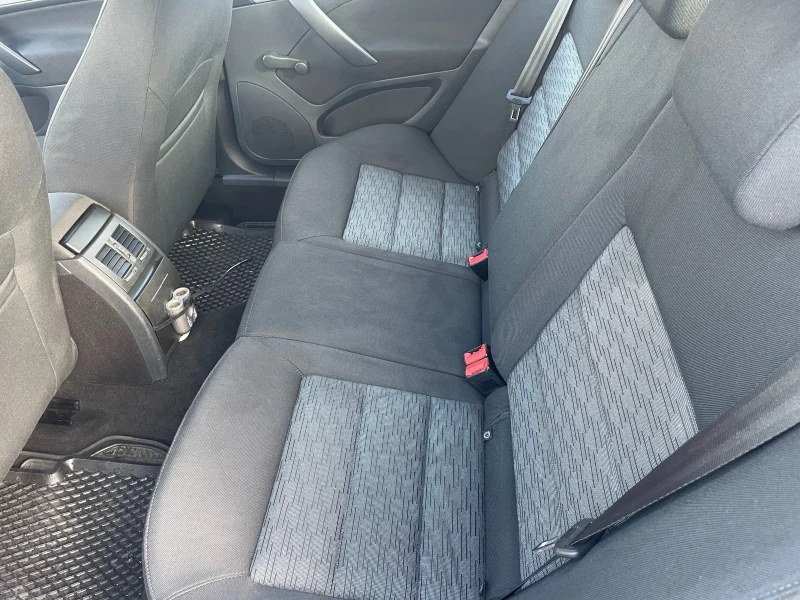 Skoda Octavia Ambiente, снимка 7 - Автомобили и джипове - 53154526