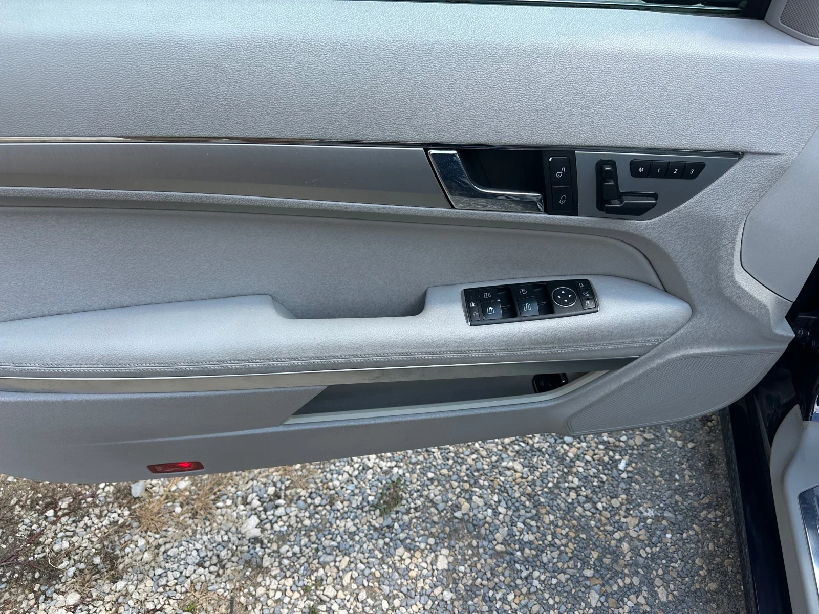 Mercedes-Benz E 350 E 350 BENZ-КУПЕ-ПЕРФЕКТЕН, снимка 8 - Автомобили и джипове - 42353874