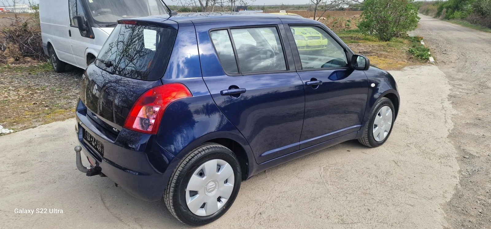 Suzuki Swift 1.3i 4x4  | Mobile.bg — изображение 14