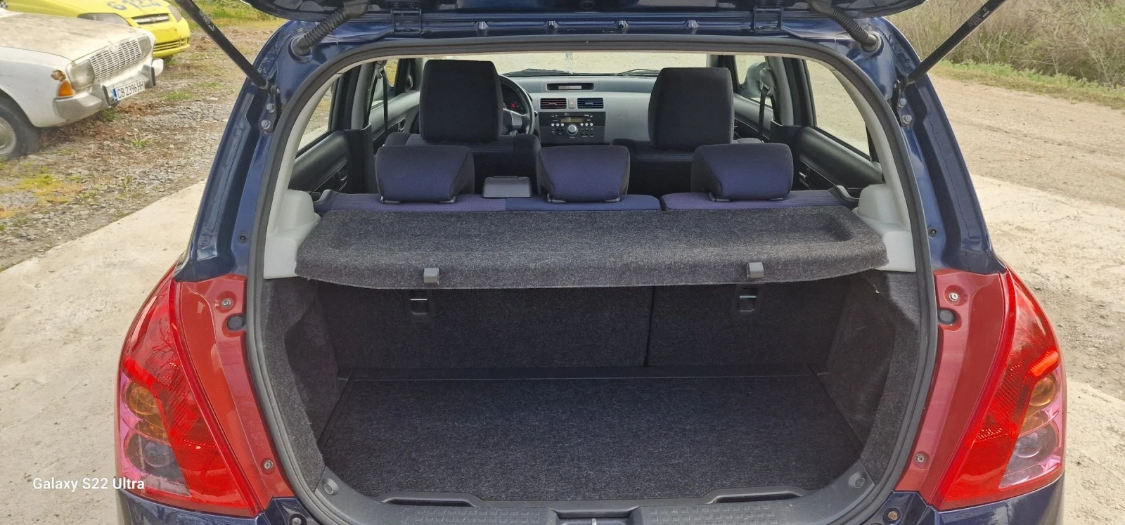 Suzuki Swift 1.3i 4x4  | Mobile.bg — изображение 12