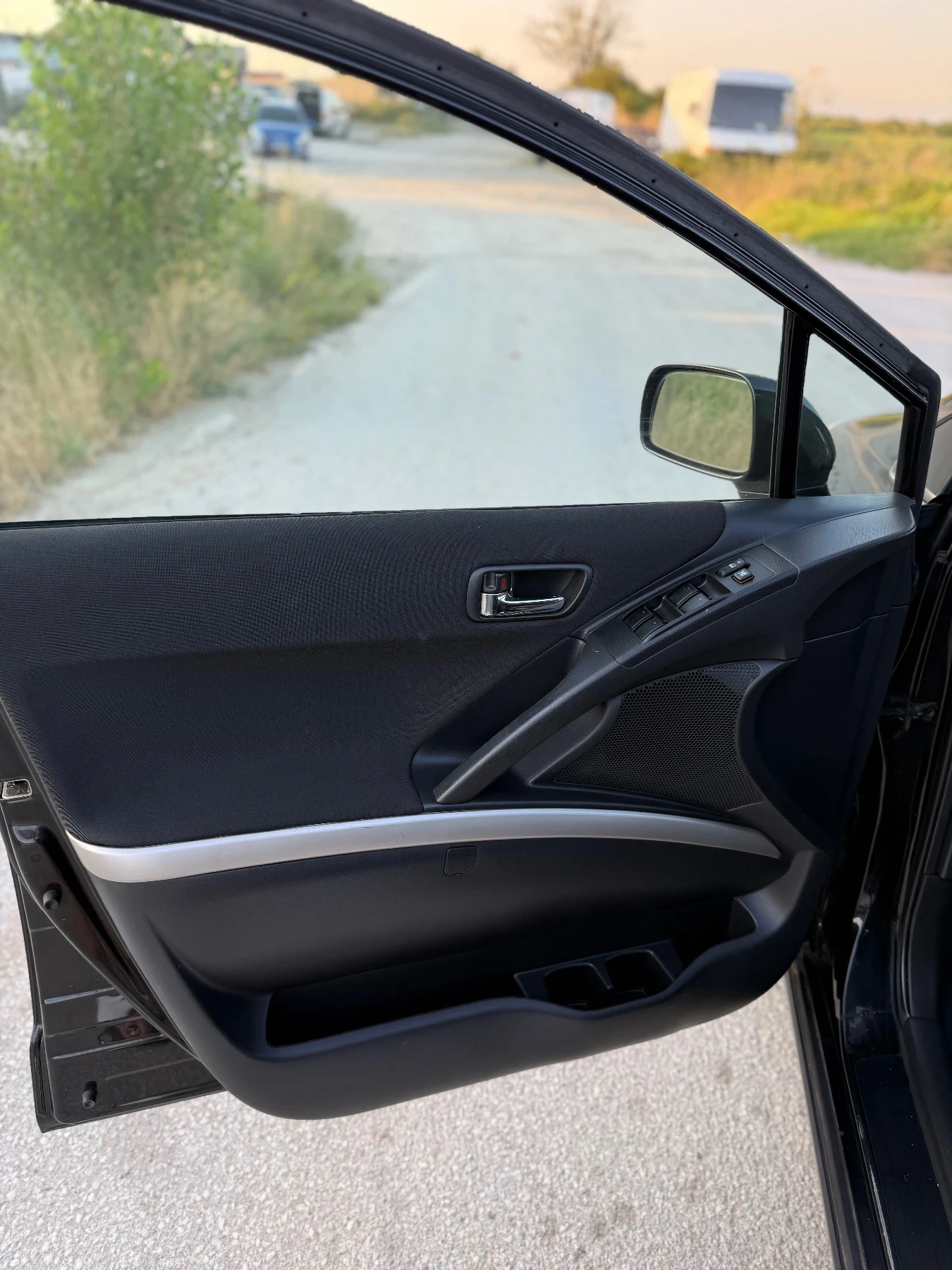 Toyota Corolla verso 2.2 D-4D 136к.с. 7-МЕСТНА - изображение 10
