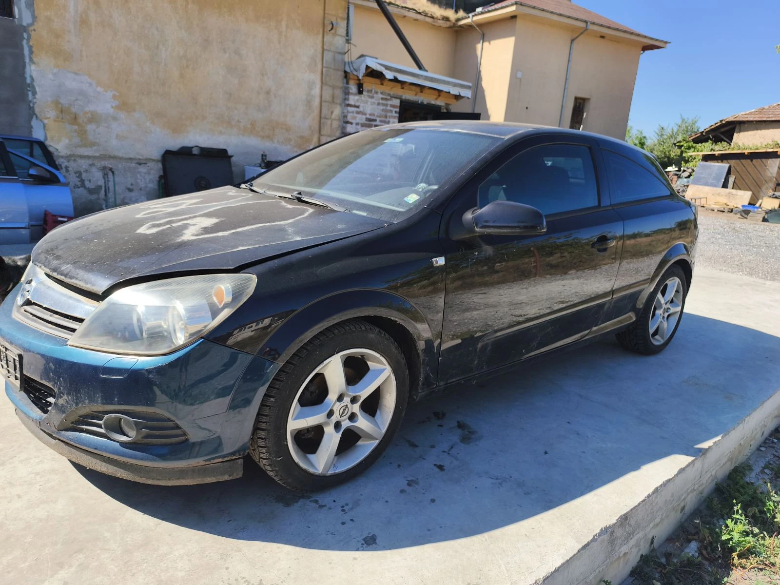 Opel Astra 1.7 GTC - изображение 2
