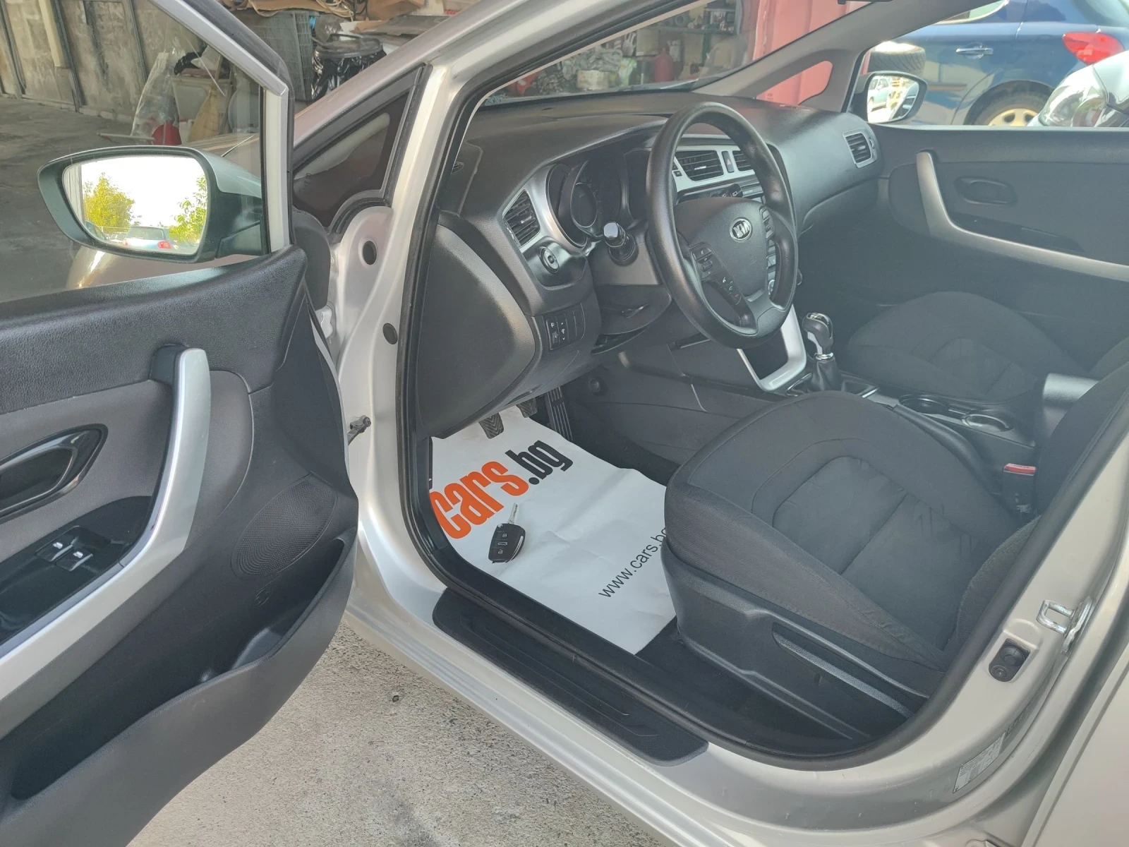 Kia Ceed 1.6 CRDI.110K | Mobile.bg — изображение 9