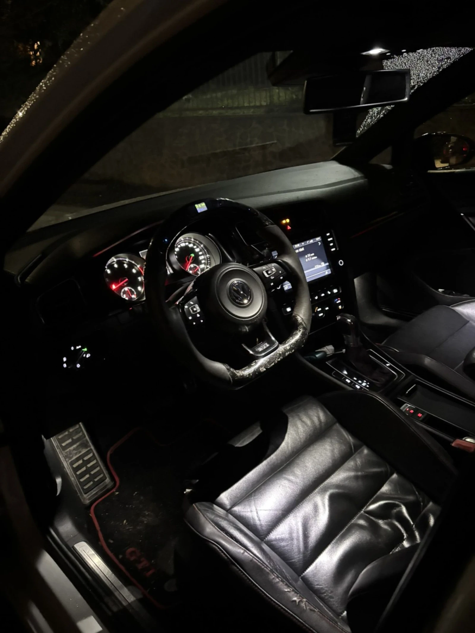 VW Golf  - изображение 8