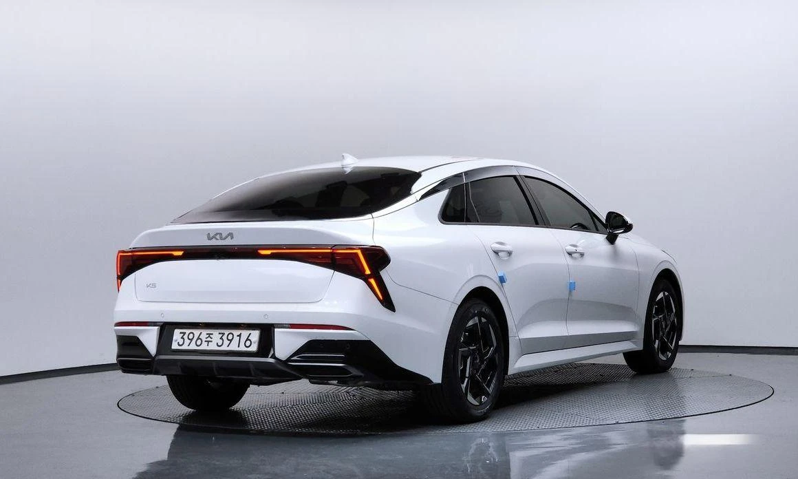 Kia K5 2.0 LPi Prestige * НАЙ-ДОБРА ЦЕНА В БЪЛГАРИЯ*  - изображение 2