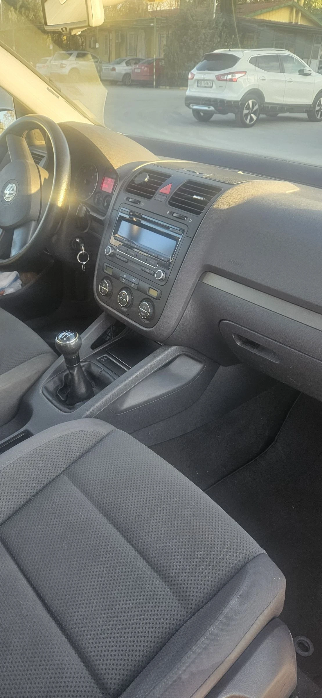 VW Golf 2.0.TDI 140 kc 2005.г - изображение 9