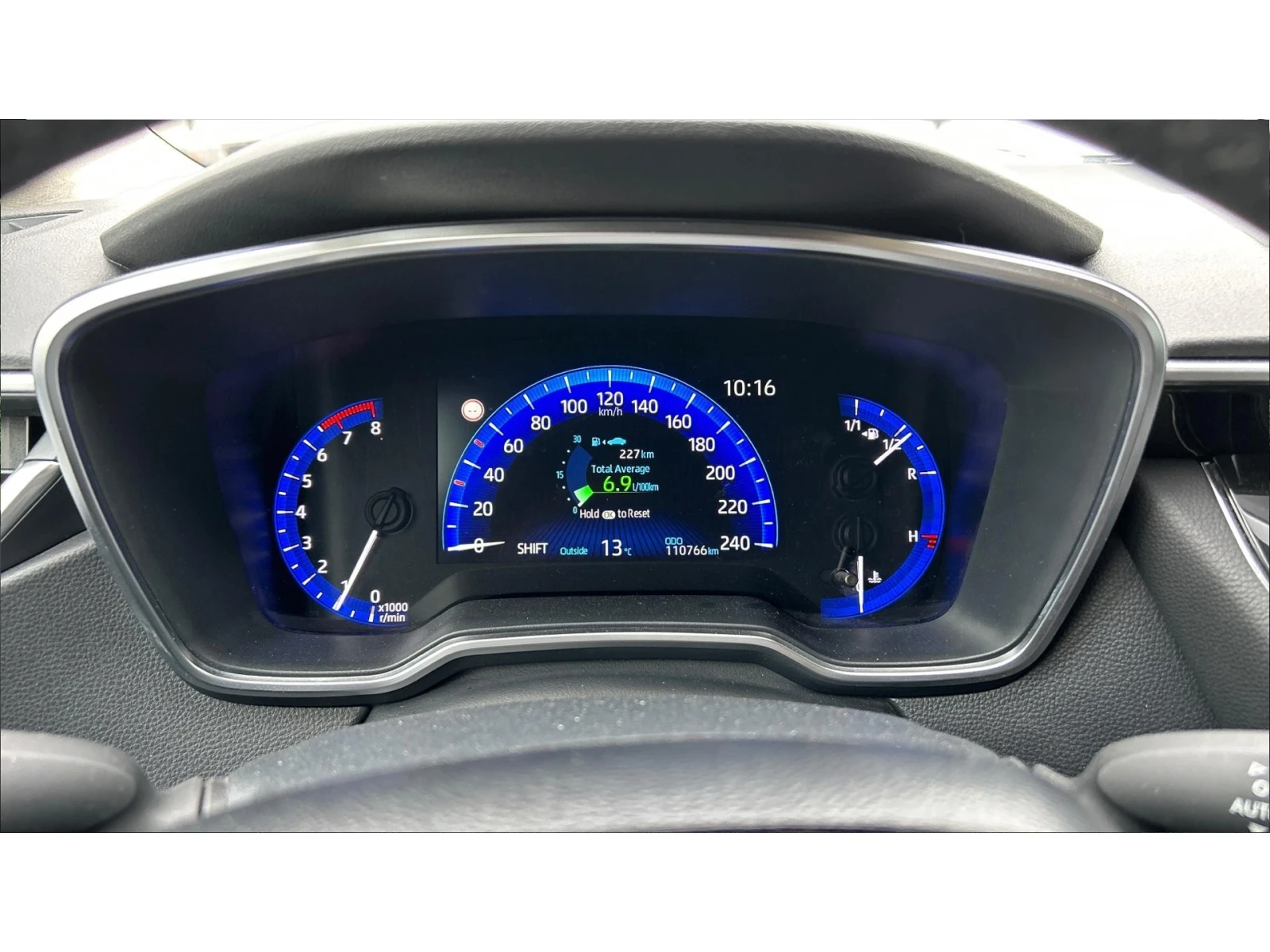 Toyota Corolla 1. 6 VVT-i   M/T, ������� ������ �� 295   | Mobile.bg � ����������� 14