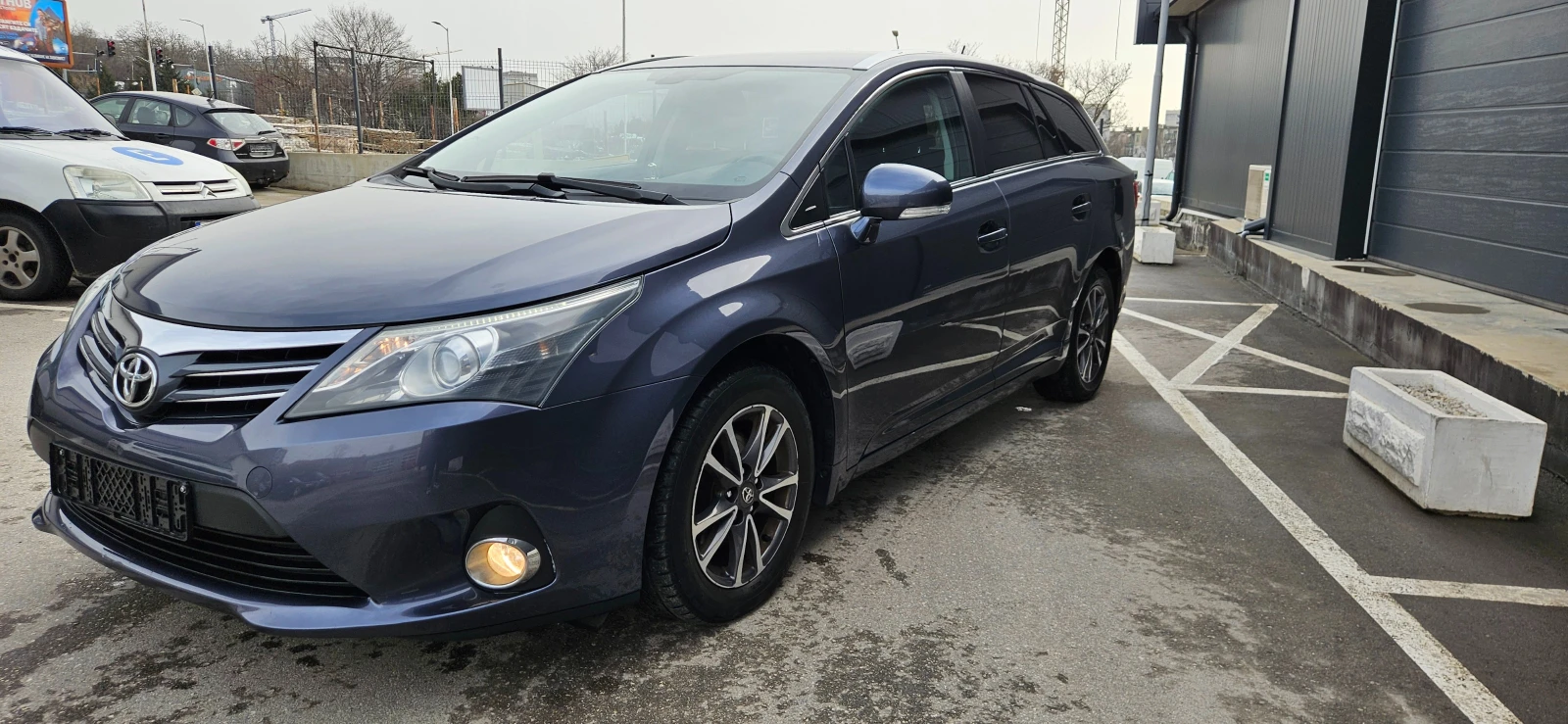 Toyota Avensis Фейслифт - изображение 4