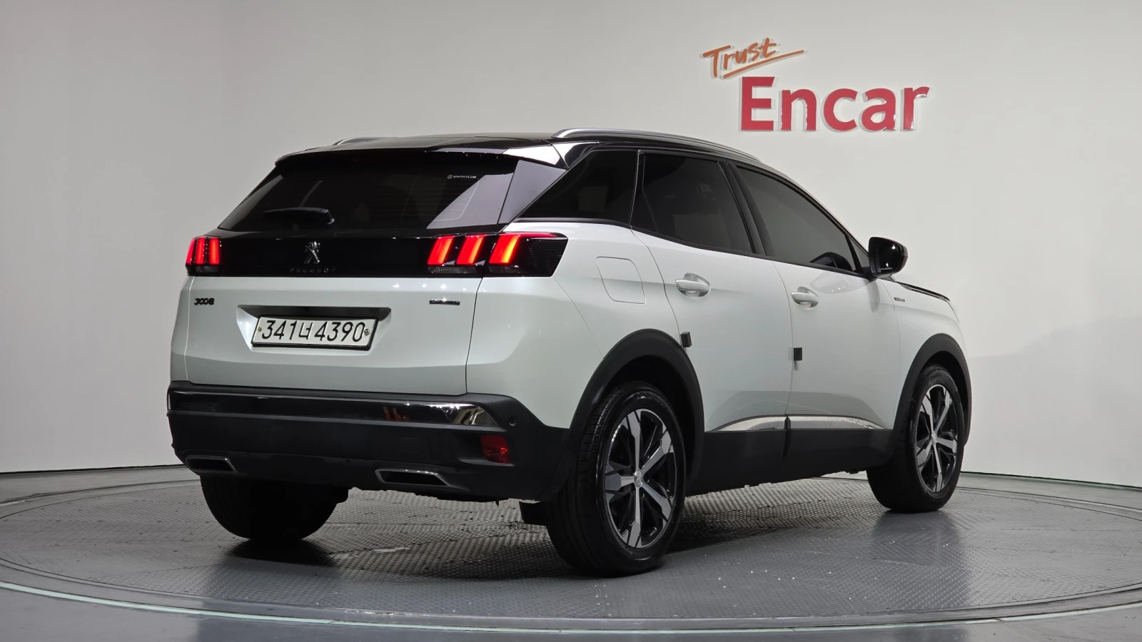 Peugeot 3008 1.5 BlueHDi GT Line | DISTRONIC | MEMORY | PANORAM, снимка 2 - Автомобили и джипове - 54703093