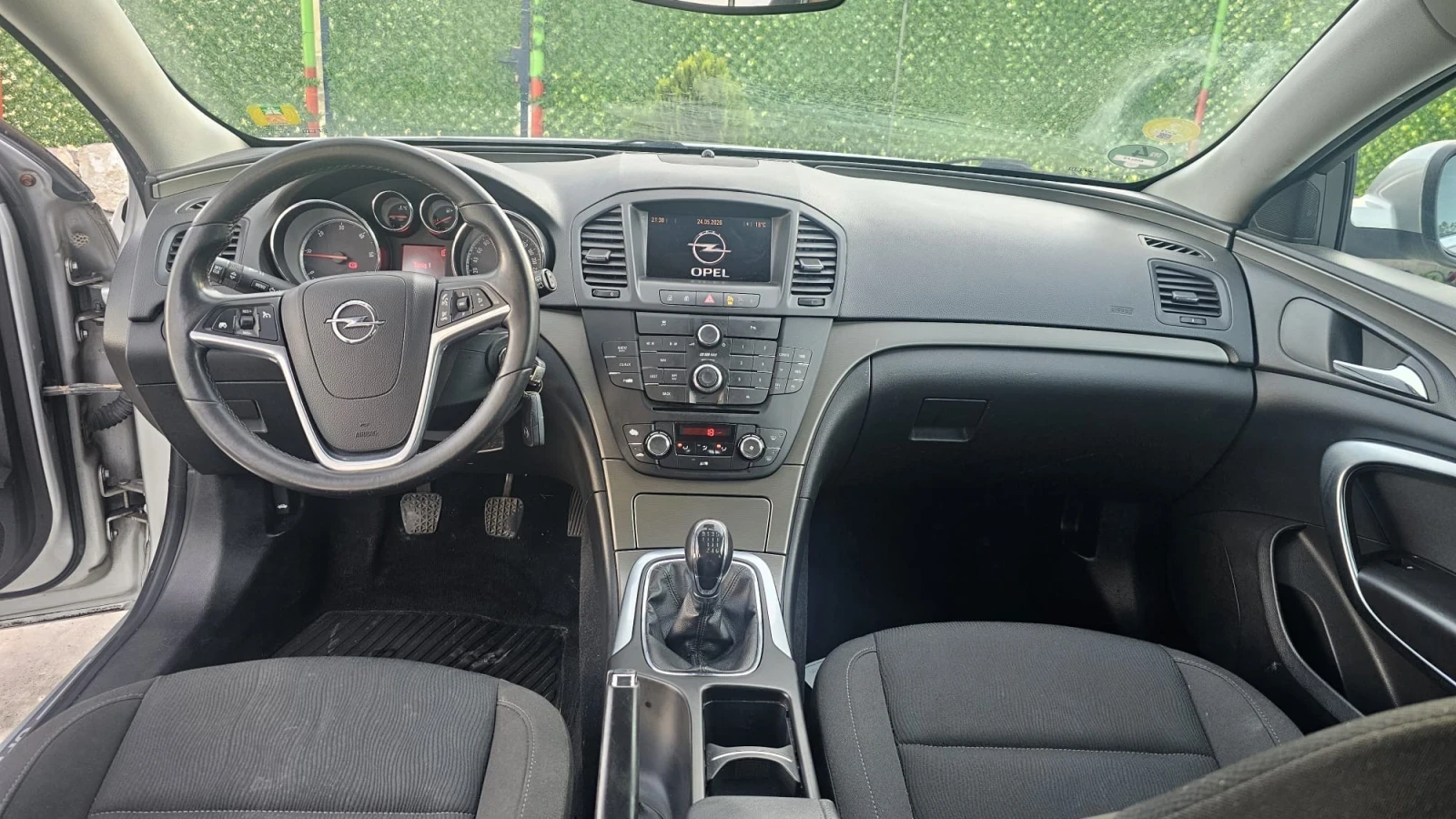 Opel Insignia, снимка 10 - Автомобили и джипове - 54717297