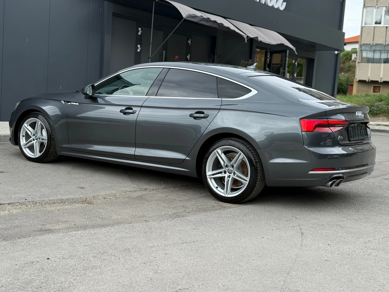 Audi A5 Sline Quattro 190 кс Бартер, Лизинг, снимка 8 - Автомобили и джипове - 54889077