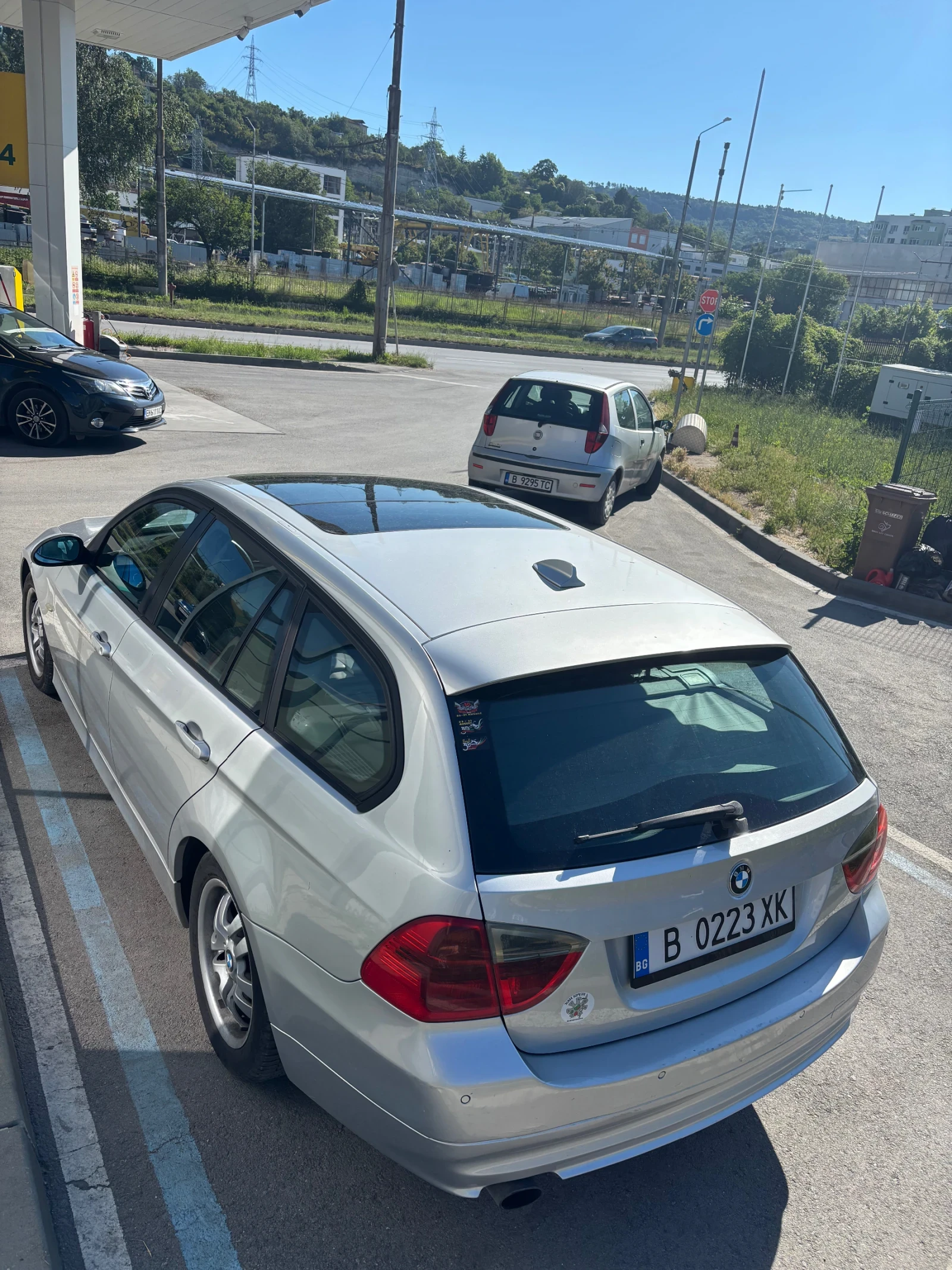 BMW 320, снимка 5 - Автомобили и джипове - 55002273