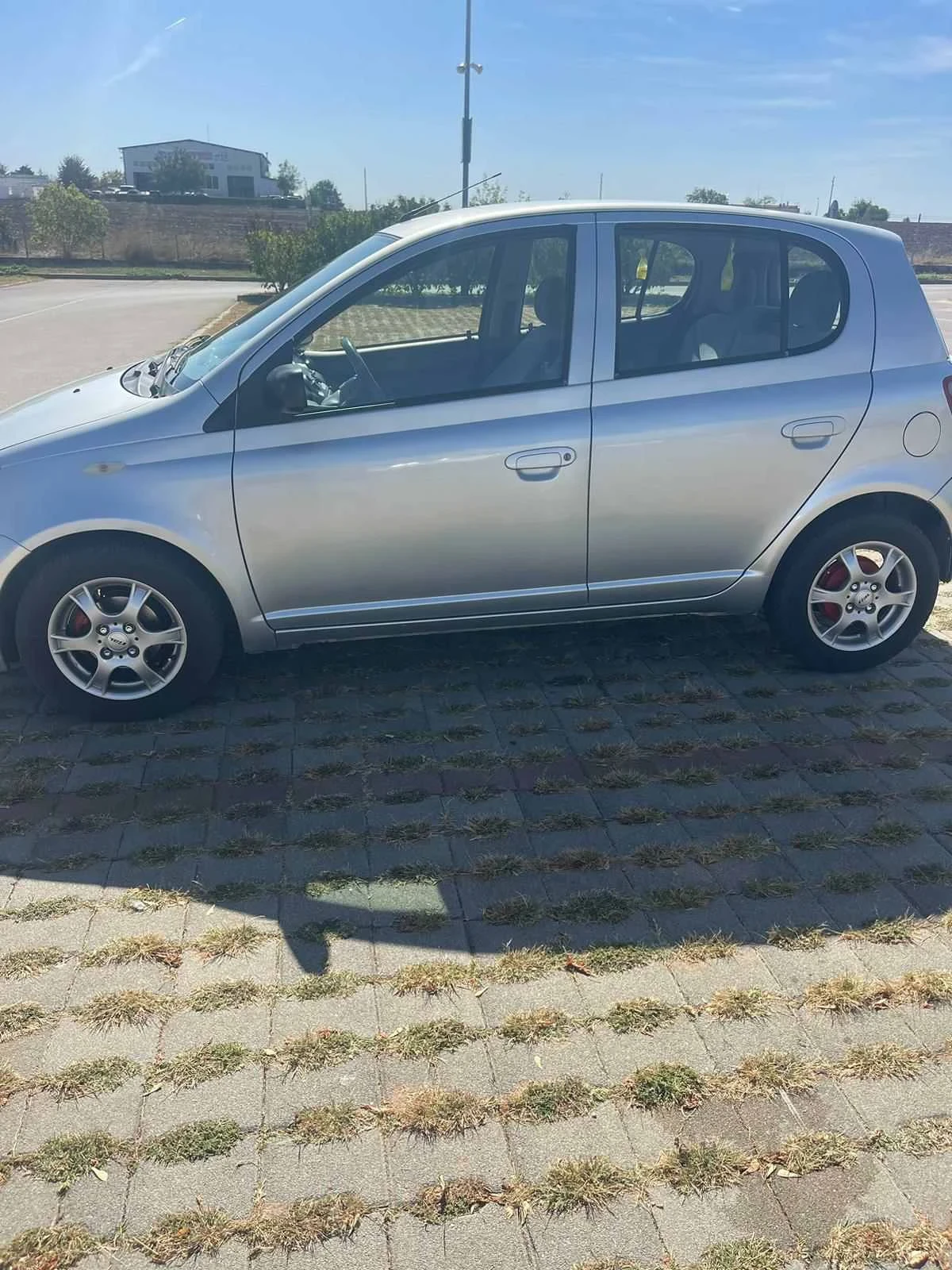 Toyota Yaris, снимка 8 - Автомобили и джипове - 55006926