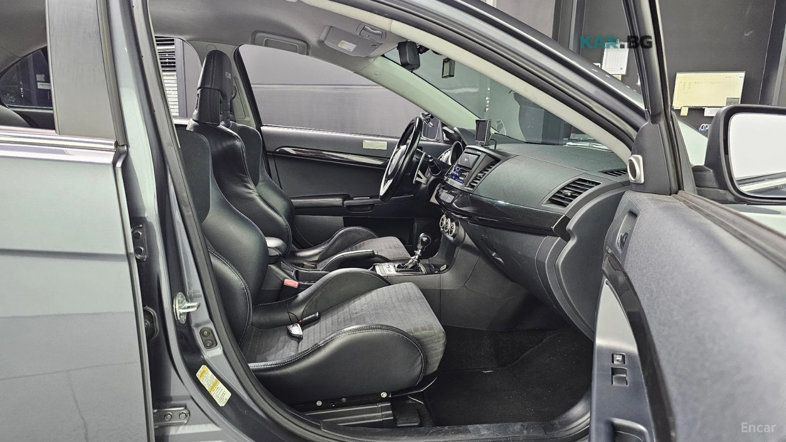Mitsubishi Lancer EVOLUTION Автокредит Цена до България, снимка 14 - Автомобили и джипове - 55218544
