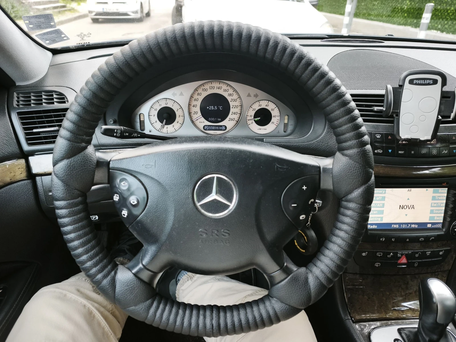 Mercedes-Benz E 280 3.0 бензин 4matic, снимка 9 - Автомобили и джипове - 55340493