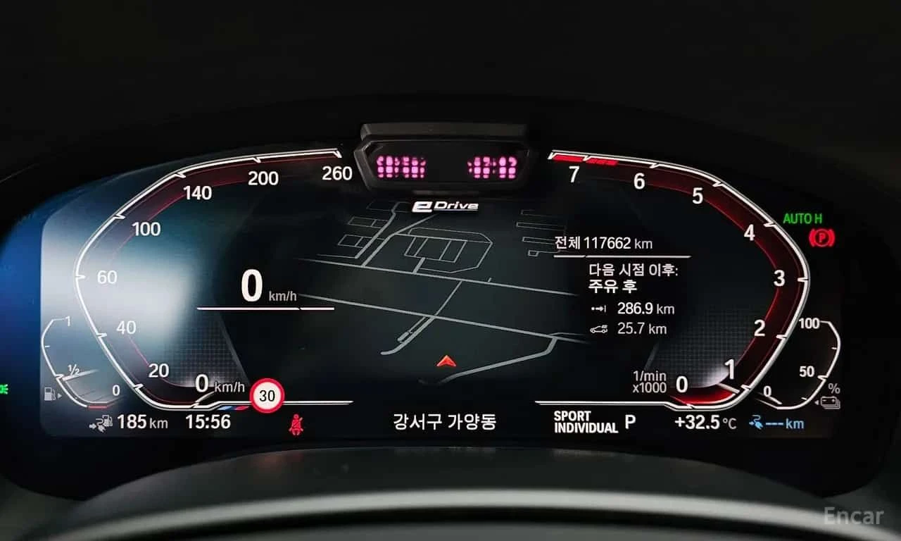BMW 745 * 745Le iPerformance M Sport * CARFAX * ЦЕНА ДО БГ, снимка 9 - Автомобили и джипове - 55530215