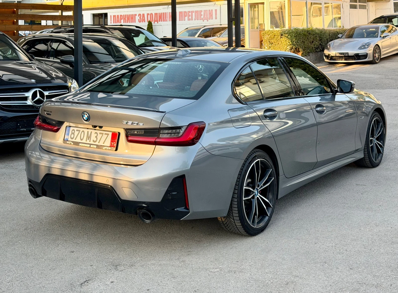 BMW 330 e plug in hybrid M-pack xDrive, снимка 5 - Автомобили и джипове - 55646138