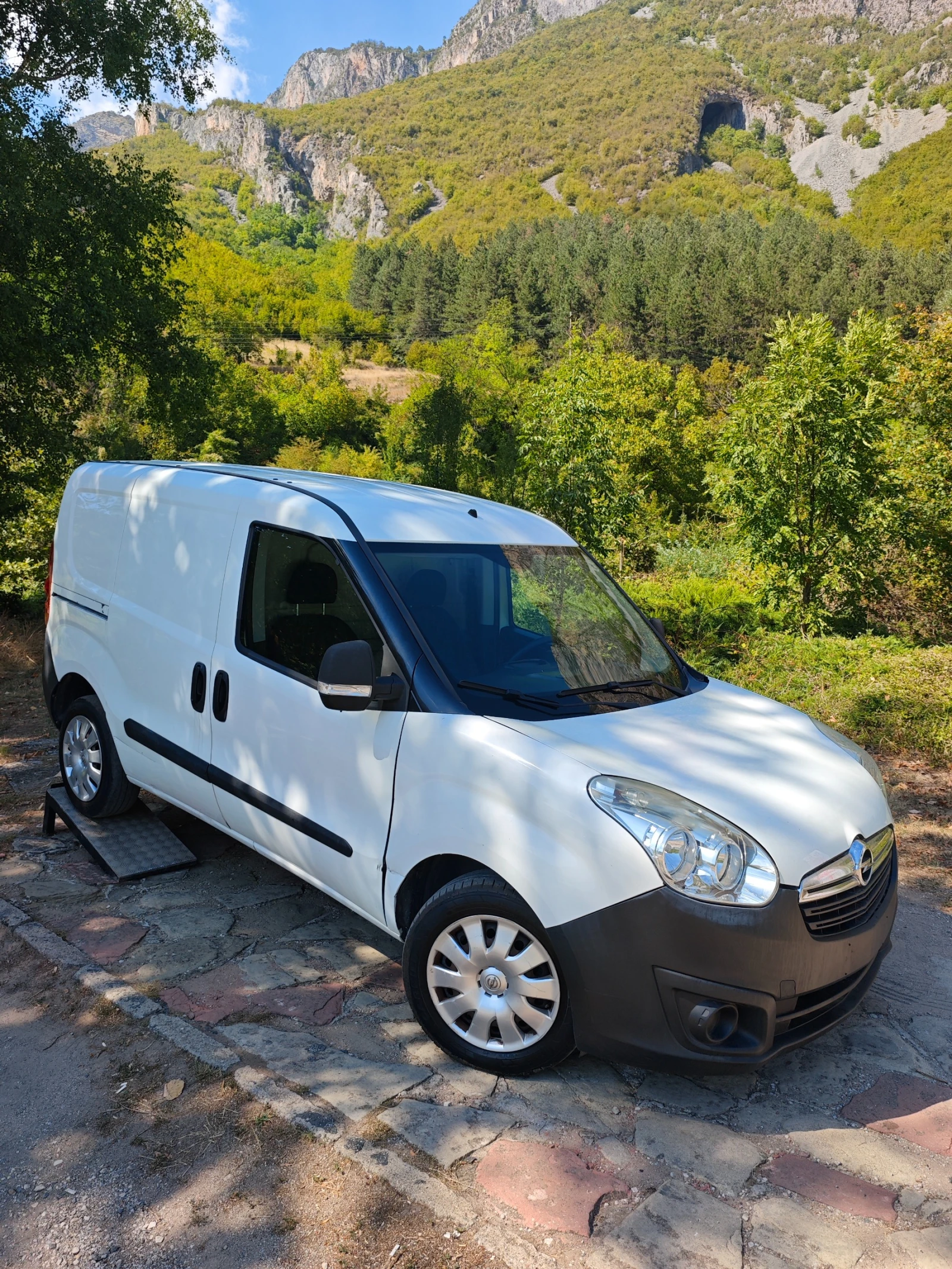 Opel Combo 1.4I CNG-МЕТАН