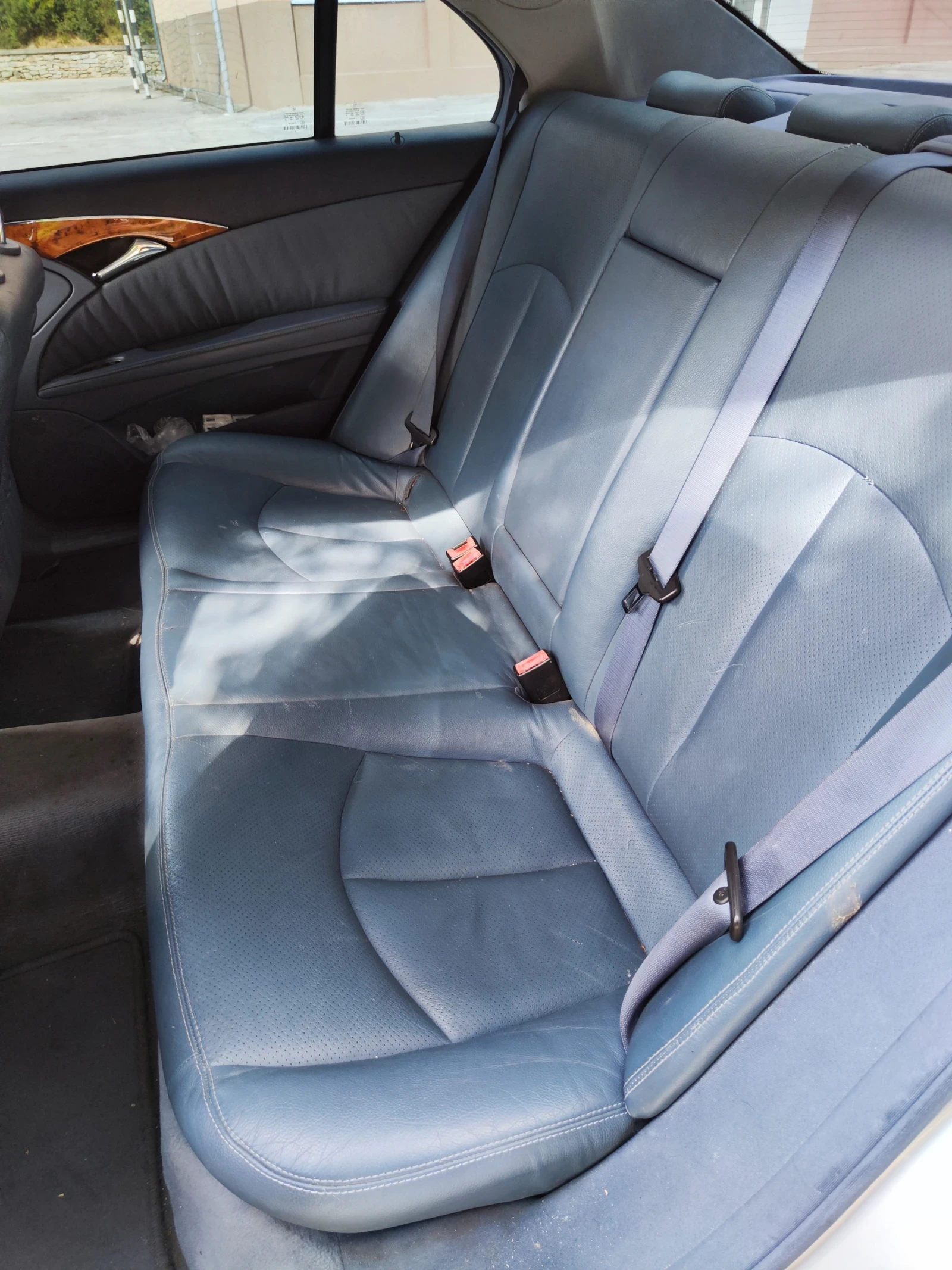 Mercedes-Benz E 320, снимка 7 - Автомобили и джипове - 55953428