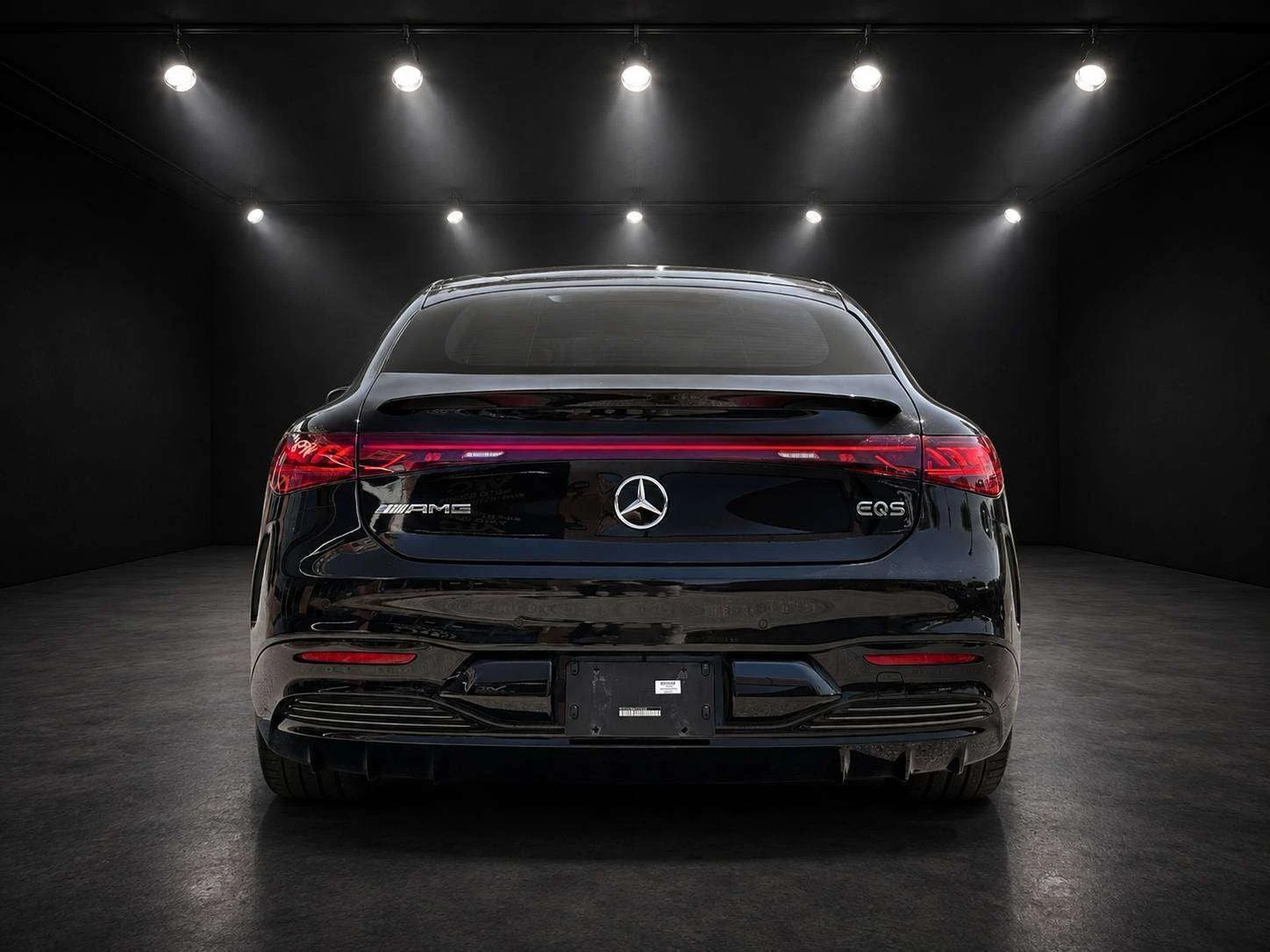 Mercedes-Benz EQS AMG 53 4MATIC/ОБДУХВАНЕ/ПАНОРАМА/ДИСТРОНИК, снимка 4 - Автомобили и джипове - 56132101