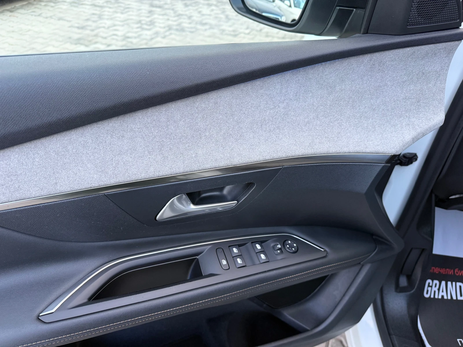 Peugeot 3008 GT LINE* LED* KEYLESS* LINE ASSIST* 4x4* TOP*  | Mobile.bg � ����������� 12